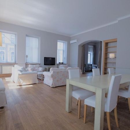 Great 144 Sq.M. Apartment In The Center Of Kiev Eksteriør billede